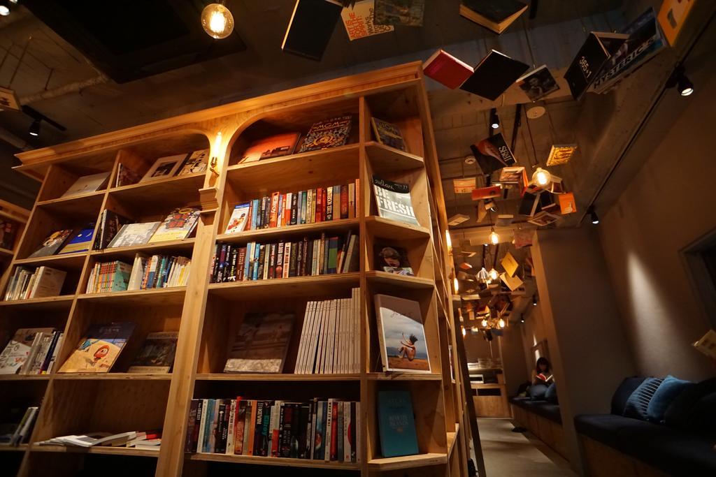 Book And Bed Tokyo-Kyoto Vandrarhem Exteriör bild