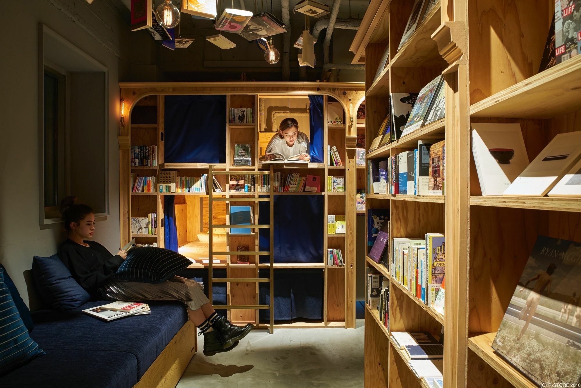 Book And Bed Tokyo-Kyoto Vandrarhem Exteriör bild