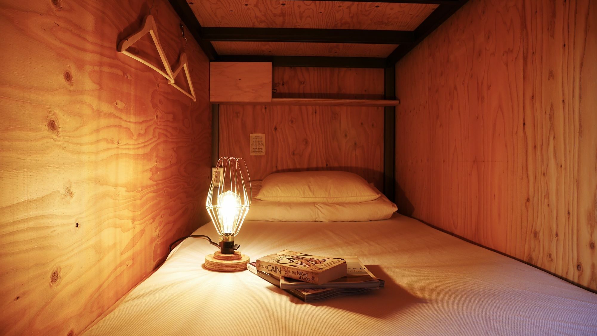 Book And Bed Tokyo-Kyoto Vandrarhem Exteriör bild